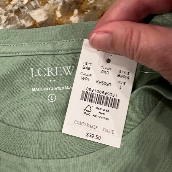 NWT J. Crew Men's Green W/Fishing Dog Graphic Tee - Picture 7 of 11